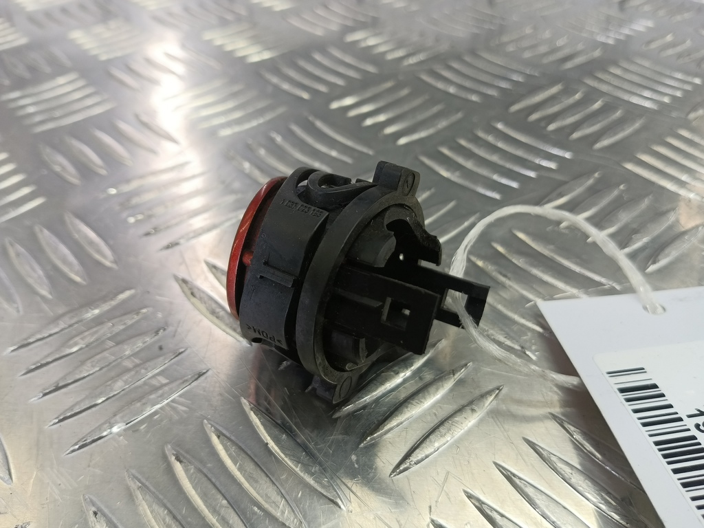 кронштейн датчика парковки FORD Fusion 1.6 AT (101 л.с.)Fusion  I рестайлинг (2005—2012) Хетчбэк 1504275, 1670 рублей, Москва