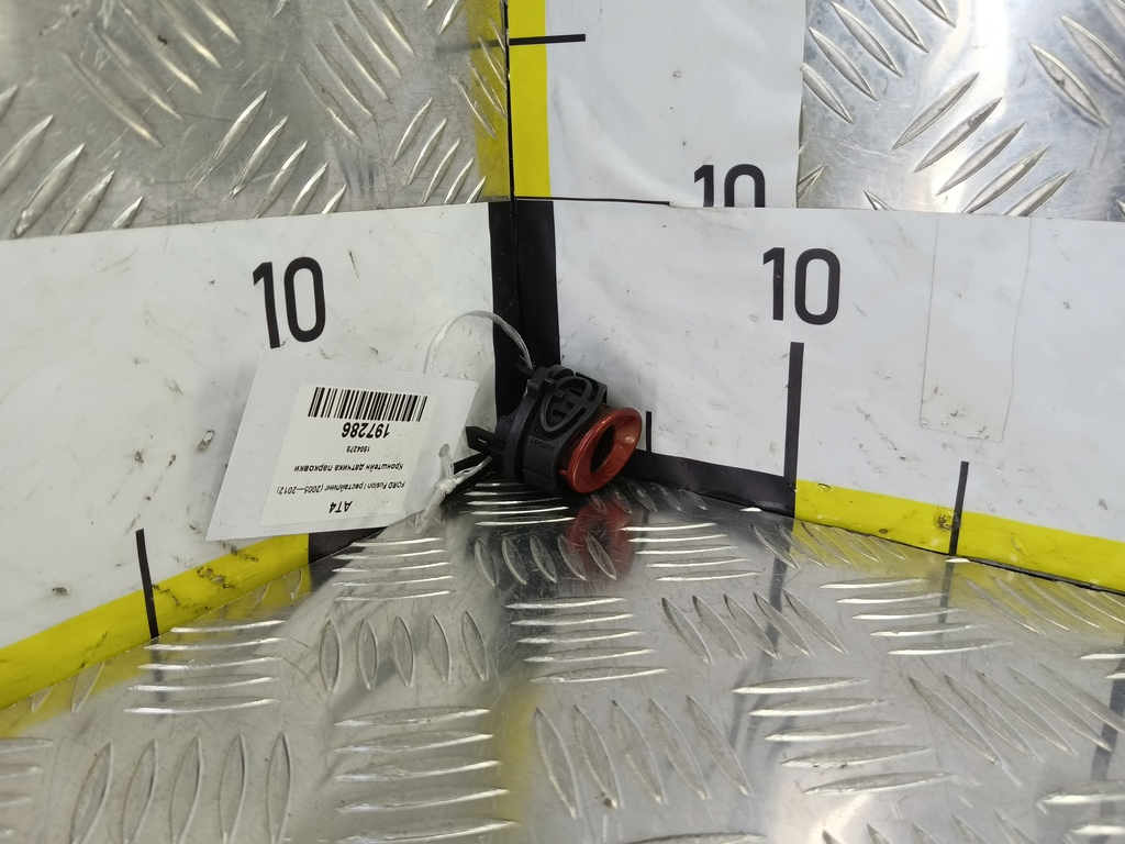 кронштейн датчика парковки FORD Fusion 1.6 AT (101 л.с.)Fusion  I рестайлинг (2005—2012) Хетчбэк 1504275, 1670 рублей, Москва