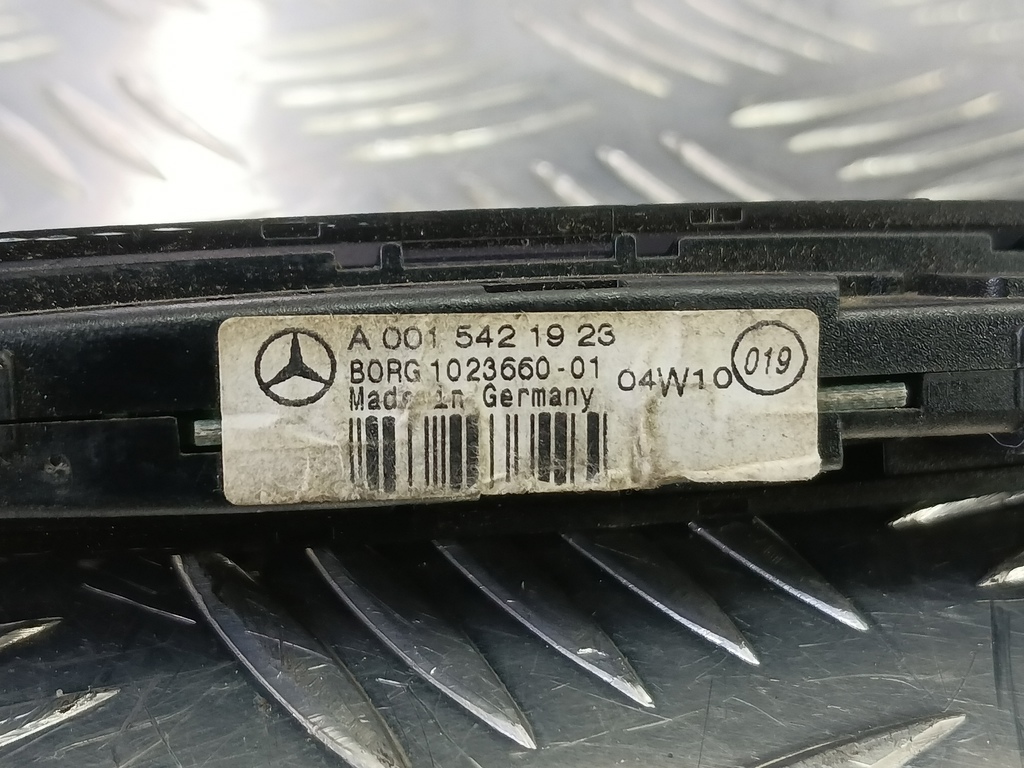 дисплей информационный MERCEDES-BENZ   A0015421923, 980 рублей, Москва