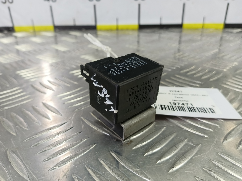 реле SUZUKI JIMNY 1.3 4WD MT (86 л.с.)Jimny  III рестайлинг (2005—2012) Внедорожник 3861084F00, 750 рублей, Москва