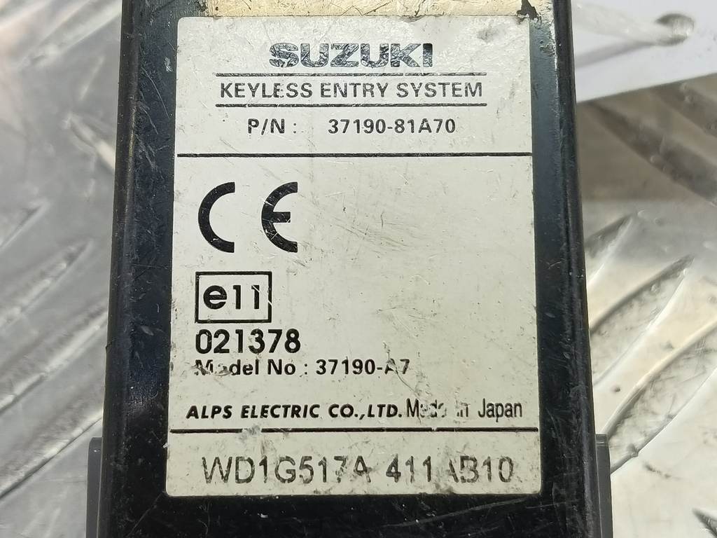 блок управления центральным замком SUZUKI JIMNY Jimny 3719081A70, 980 рублей, Москва