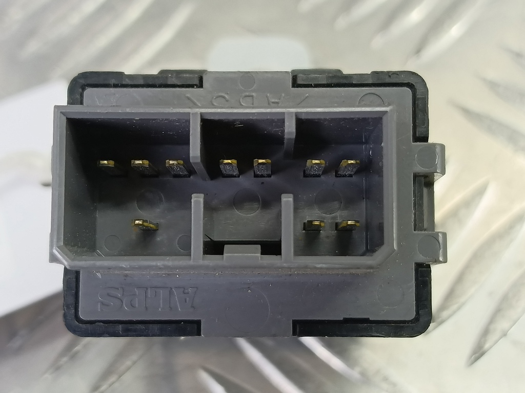 блок управления центральным замком SUZUKI JIMNY Jimny 3719081A70, 980 рублей, Москва