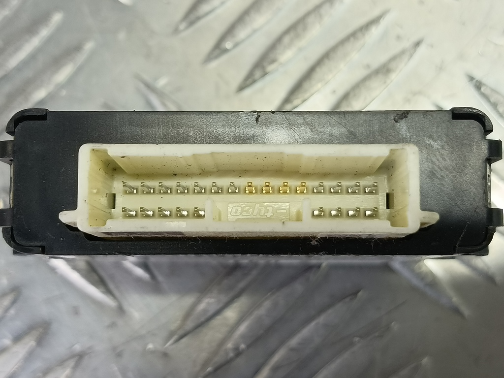 блок управления SUZUKI Grand Vitara 2.4 AT (169 л.с.)Grand Vitara  II рестайлинг (2008—2012) Внедорожник 38620-65J01, 630 рублей, Москва