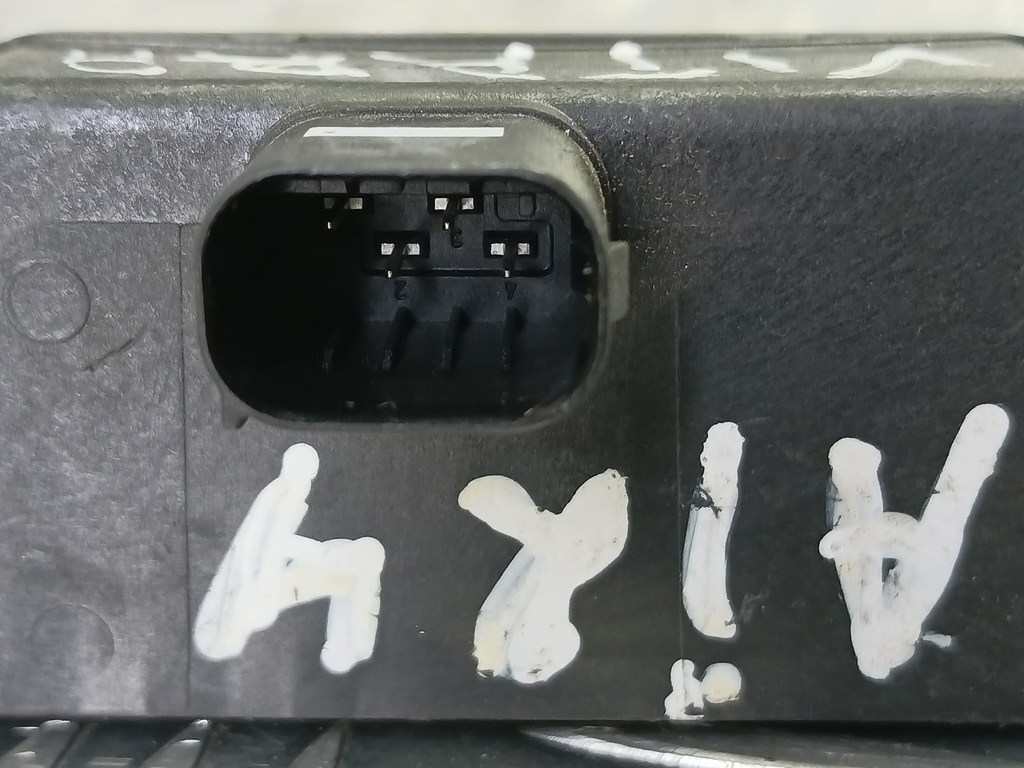 блок управления esp SUZUKI Grand Vitara 2.4 MT (169 л.с.)Grand Vitara  II рестайлинг (2008—2012) Внедорожник 3394578K00, 750 рублей, Москва