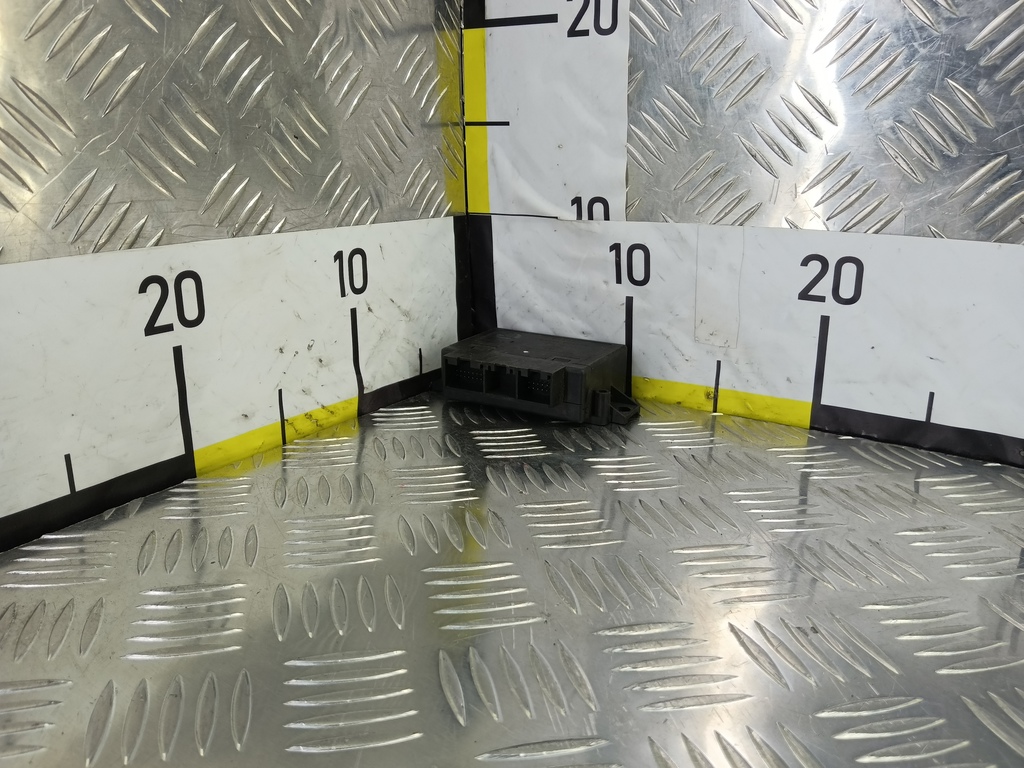 блок управления парктрониками SKODA SUPERB  3U0919283, 3740 рублей, Москва