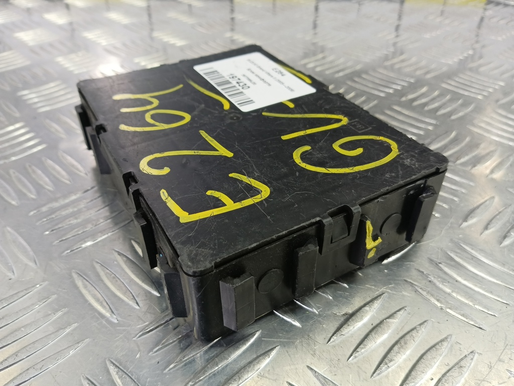 блок комфорта SUZUKI Grand Vitara 2.0 4WD MT (140 л.с.)Grand Vitara  II (2005—2008) Внедорожник 3677065J20, 750 рублей, Москва