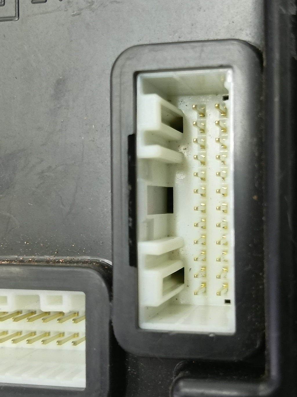 блок комфорта SUZUKI Grand Vitara 2.0 4WD MT (140 л.с.)Grand Vitara  II (2005—2008) Внедорожник 3677065J20, 750 рублей, Москва