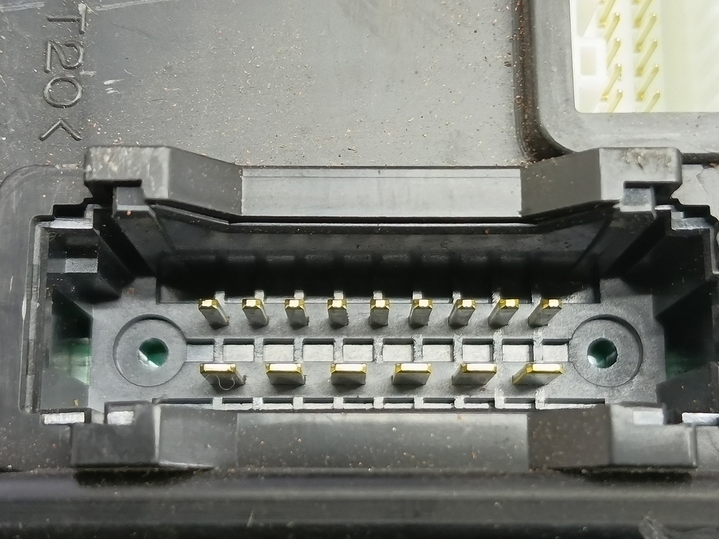 блок комфорта SUZUKI Grand Vitara 2.0 4WD MT (140 л.с.)Grand Vitara  II (2005—2008) Внедорожник 3677065J20, 750 рублей, Москва