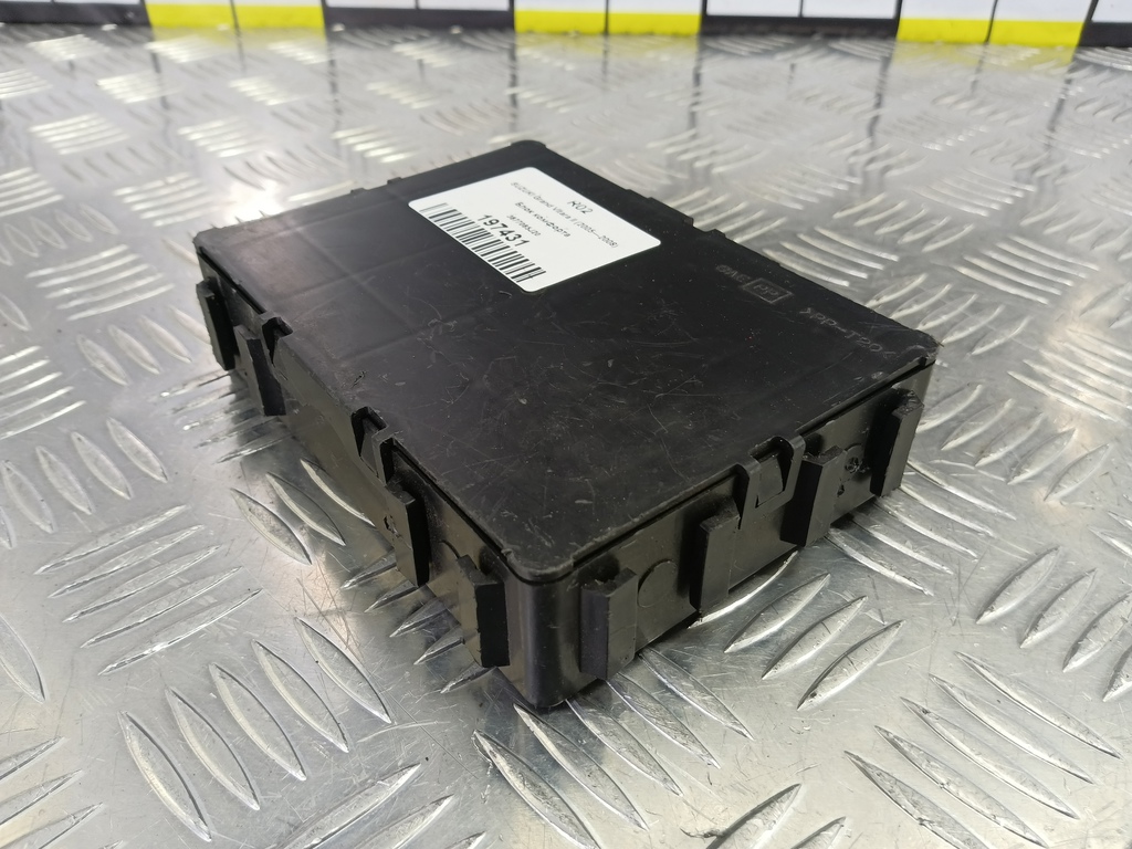 блок комфорта SUZUKI Grand Vitara 2.0 4WD MT (140 л.с.)Grand Vitara  II (2005—2008) Внедорожник 3677065J20, 750 рублей, Москва