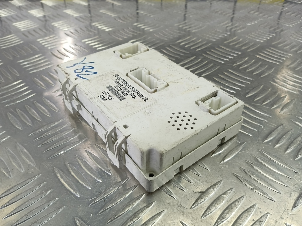 блок комфорта SUZUKI SX4  3677079J50, 1780 рублей, Москва