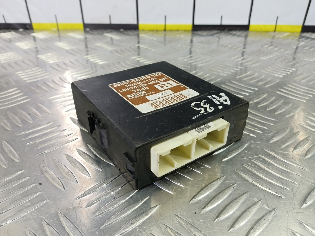 блок управления полным приводом SUZUKI JIMNY  3888576J00, 1090 рублей, Москва