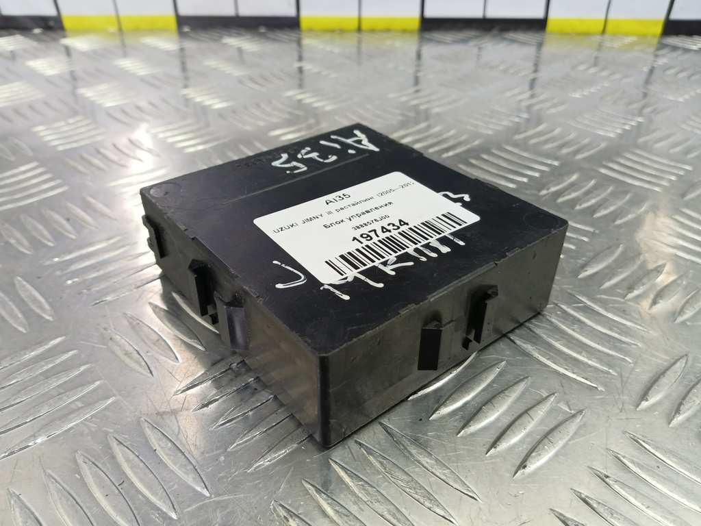 блок управления полным приводом SUZUKI JIMNY  3888576J00, 1090 рублей, Москва