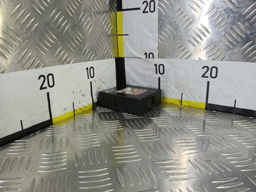 блок управления полным приводом SUZUKI JIMNY  3888576J00, 1090 рублей, Москва