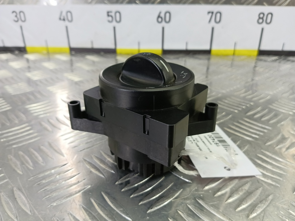 блок управления светом MERCEDES-BENZ Sprinter  A9065450504, 520 рублей, Москва