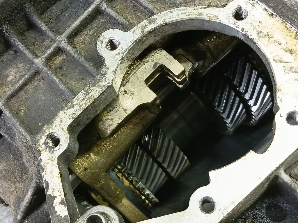 мкпп FORD Tourneo Connect  1485885, 11900 рублей, Москва