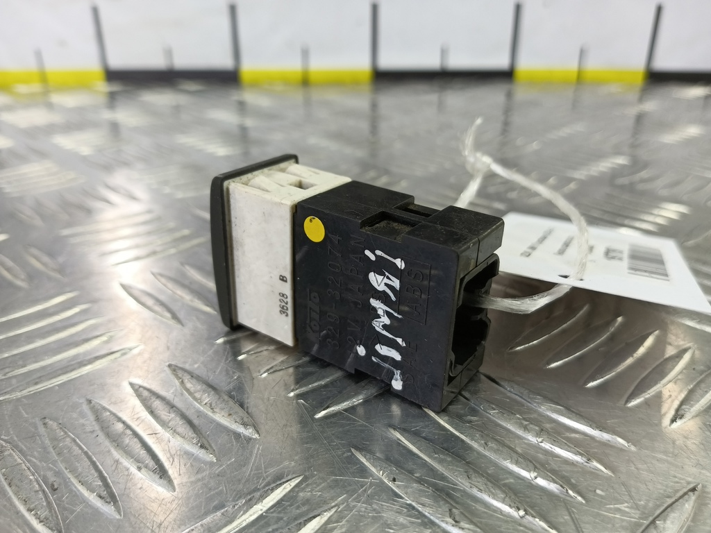 кнопка регулировки фар SUZUKI JIMNY  35180-64G00, 520 рублей, Москва