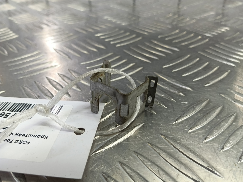 кронштейн форсунки топливной (зажим) FORD Focus  1429835, 520 рублей, Москва