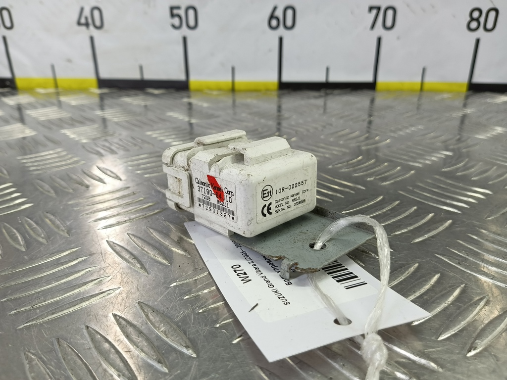 блок управления SUZUKI Grand Vitara 2.0 4WD MT (140 л.с.)Grand Vitara  II (2005—2008) Внедорожник 3719064J10, 630 рублей, Москва