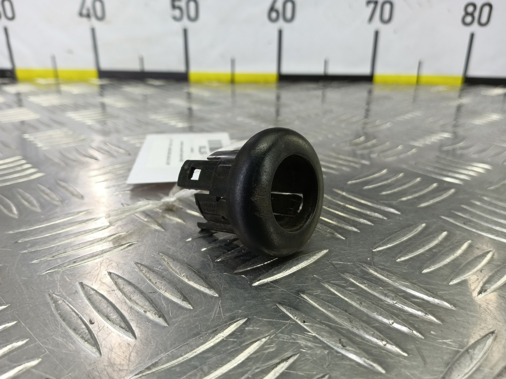 кронштейн датчика парковки LAND ROVER DISCOVERY  VTJ000110, 1210 рублей, Москва
