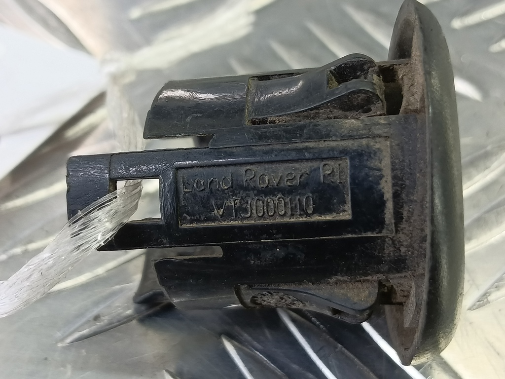 кронштейн датчика парковки LAND ROVER DISCOVERY  VTJ000110, 1210 рублей, Москва