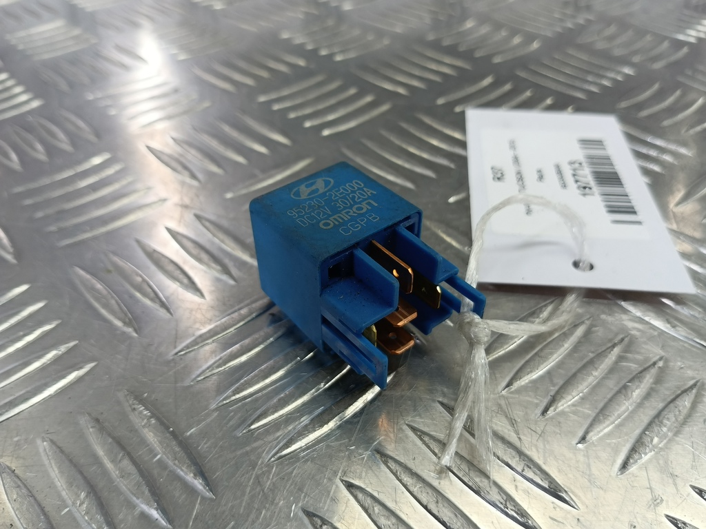 реле Hyundai TUCSON 2.0 CRDi AT (112 л.с.)Tucson  I (2004—2011) Внедорожник 952302E000, 520 рублей, Москва