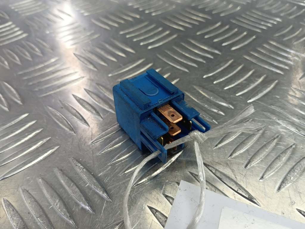 реле Hyundai TUCSON 2.0 CRDi AT (112 л.с.)Tucson  I (2004—2011) Внедорожник 952302E000, 520 рублей, Москва