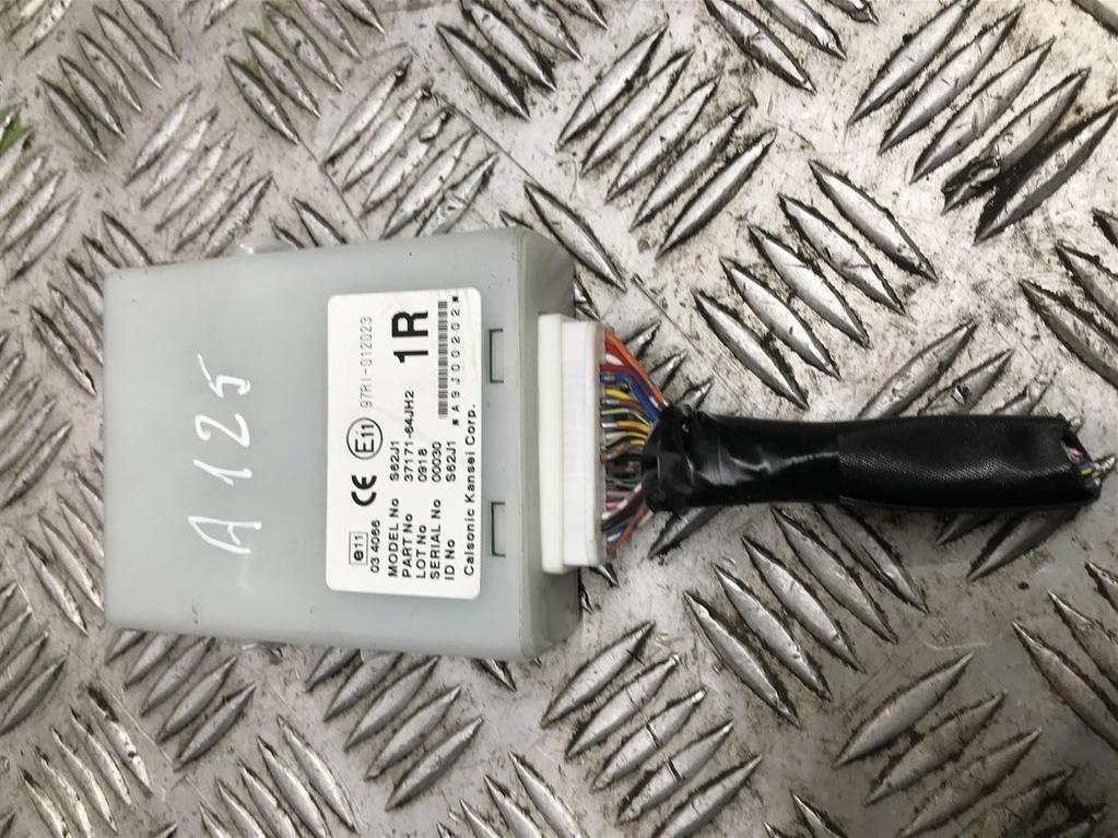 блок управления SUZUKI Grand Vitara 2.4 AT (169 л.с.)Grand Vitara  II рестайлинг (2008—2012) Внедорожник 37171-64JH2, 750 рублей, Москва