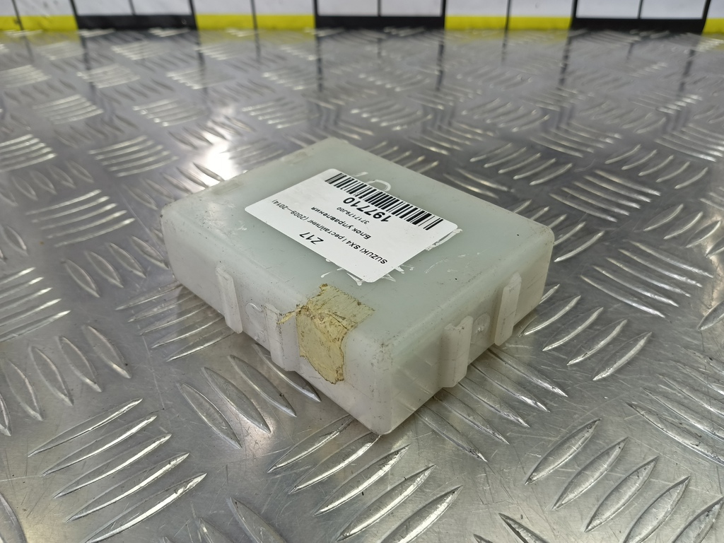 блок управления SUZUKI SX4 1.6 MT (125 л.с.)Swift  III (2004—2011) Хетчбэк 3717179J00, 1440 рублей, Москва