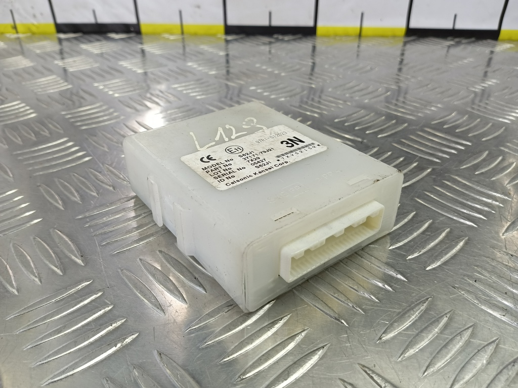 блок управления центральным замком SUZUKI SX4 1.6 MT (125 л.с.)Swift  III (2004—2011) Хетчбэк 3717179J02, 1440 рублей, Москва