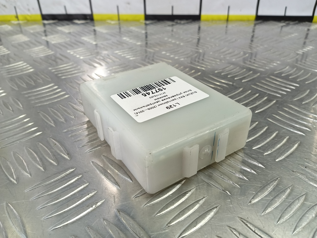 блок управления центральным замком SUZUKI SX4 1.6 MT (125 л.с.)Swift  III (2004—2011) Хетчбэк 3717179J02, 1440 рублей, Москва