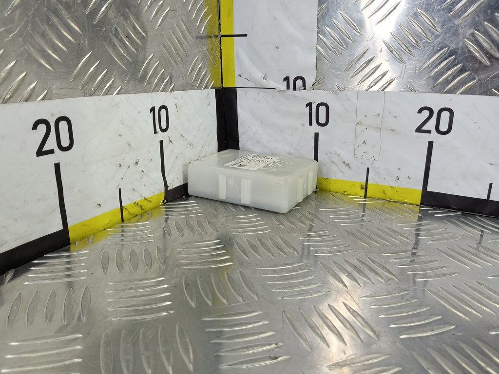 блок управления центральным замком SUZUKI SX4 1.6 MT (125 л.с.)Swift  III (2004—2011) Хетчбэк 3717179J02, 1440 рублей, Москва