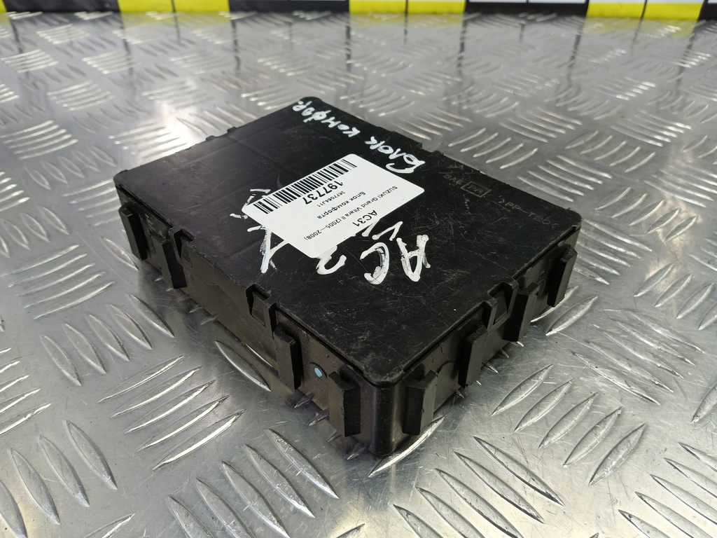 блок комфорта SUZUKI Grand Vitara 1.6 4WD MT (106 л.с.)Grand Vitara  II (2005—2008) Внедорожник 3677064J11, 860 рублей, Москва