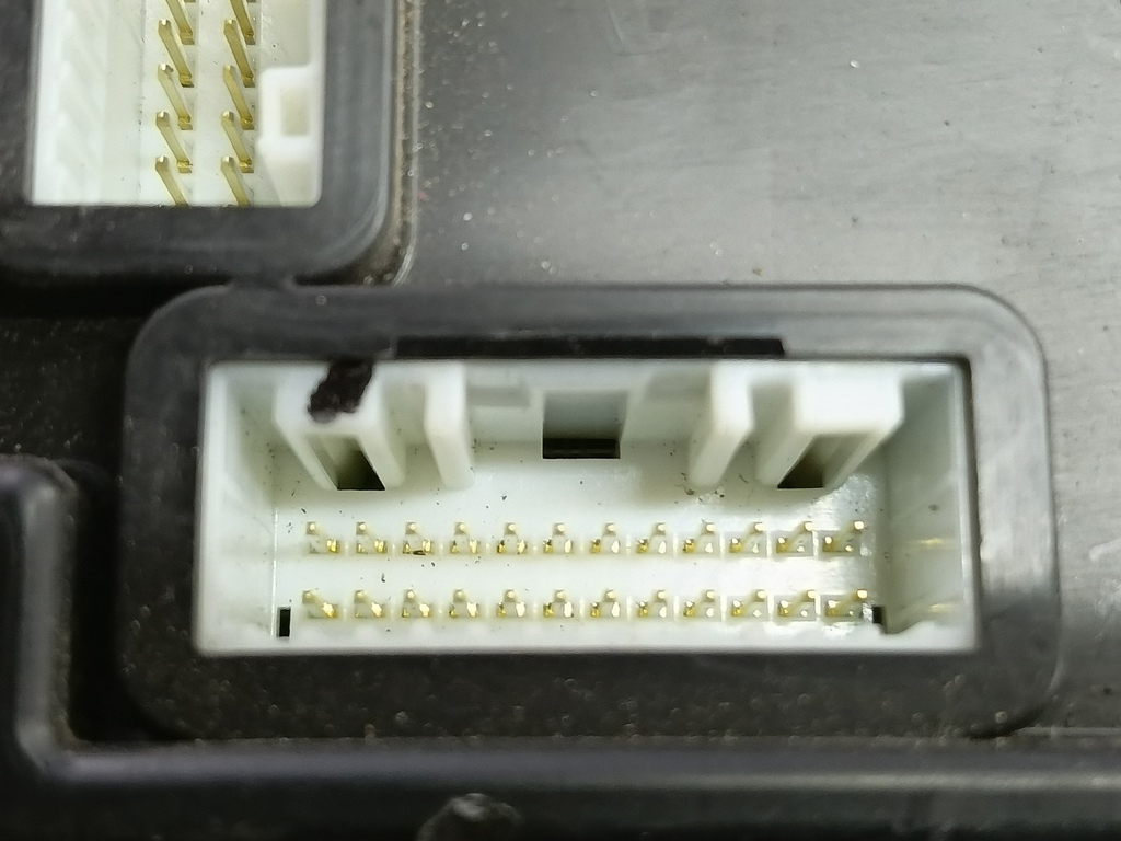 блок комфорта SUZUKI Grand Vitara 2.0 4WD AT (140 л.с.)Grand Vitara  II (2005—2008) Внедорожник 3677065J20, 750 рублей, Москва