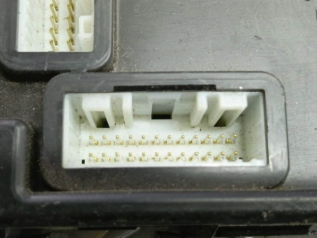 блок комфорта SUZUKI Grand Vitara 1.6 4WD MT (106 л.с.)Grand Vitara  II (2005—2008) Внедорожник 3677064J10, 860 рублей, Москва