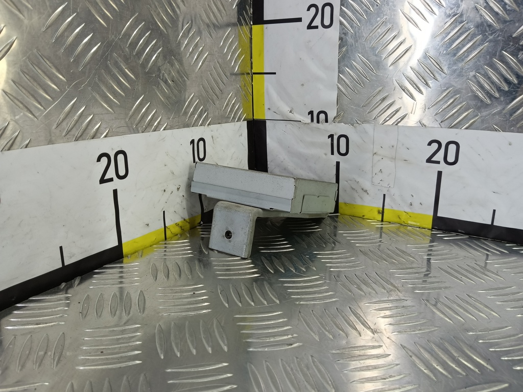 блок управления SUZUKI JIMNY 1.3 AT (85 л.с.)Jimny  III рестайлинг (2005—2012) Внедорожник 3888076JC2, 5000 рублей, Москва