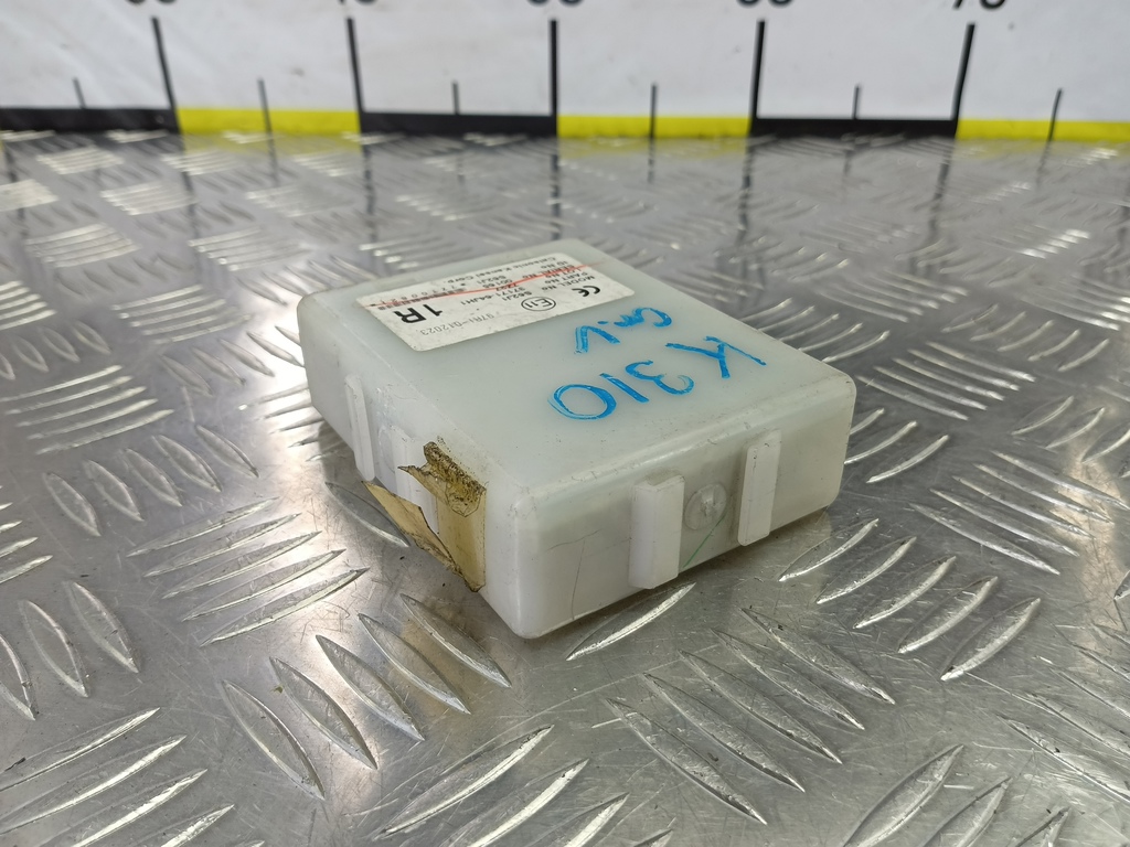 блок управления центральным замком SUZUKI Grand Vitara 2.0 4WD AT (140 л.с.)Grand Vitara  II (2005—2008) Внедорожник 3717164JH1, 520 рублей, Москва