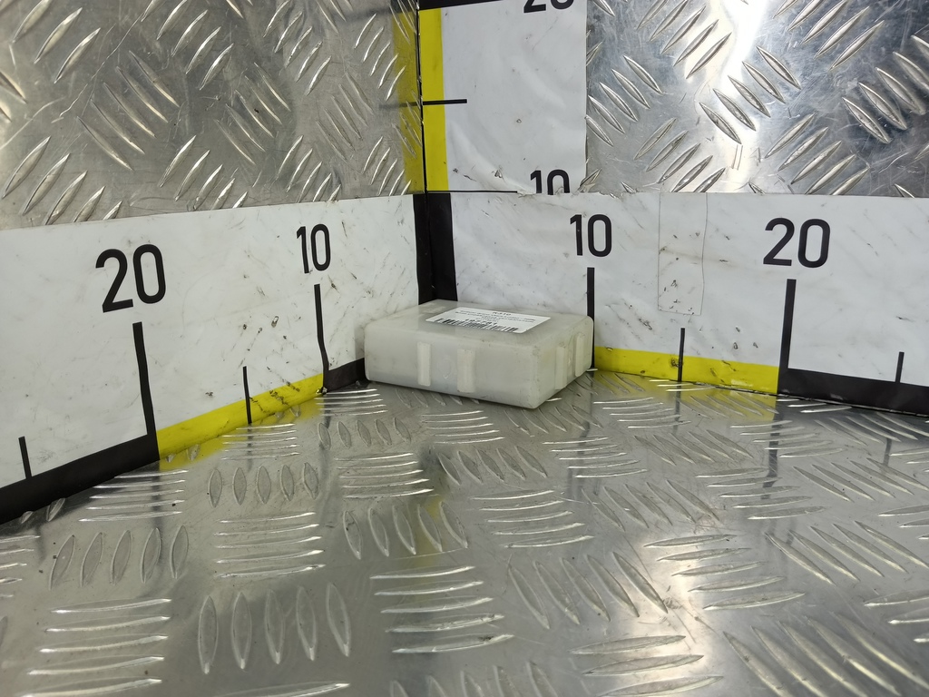 блок управления центральным замком SUZUKI Grand Vitara 2.0 4WD AT (140 л.с.)Grand Vitara  II (2005—2008) Внедорожник 3717164JH1, 520 рублей, Москва