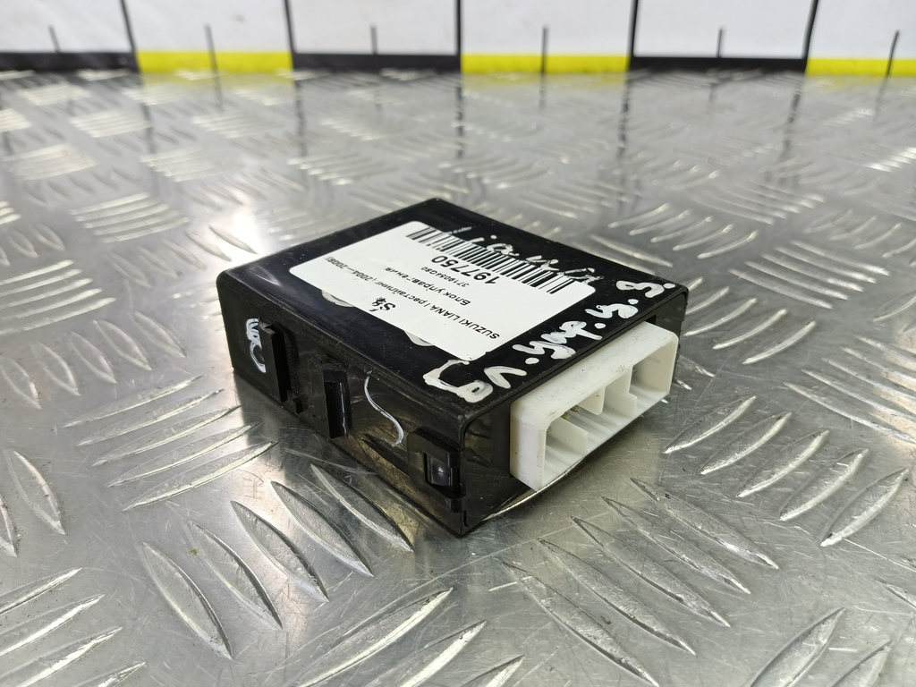 блок управления SUZUKI LIANA 1.6 MT (103 л.с.)Liana  I (2001—2006) Седан 3719054G80, 1210 рублей, Москва