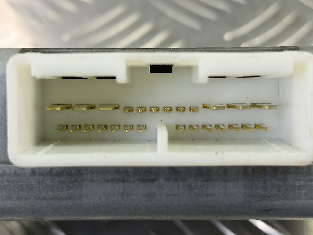 блок управления полным приводом SUZUKI Grand Vitara 2.0 4WD MT (140 л.с.)Grand Vitara  II (2005—2008) Внедорожник 3888565J00, 860 рублей, Москва