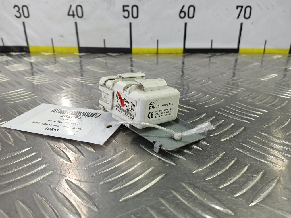 блок управления SUZUKI Grand Vitara 2.0 4WD MT (140 л.с.)Grand Vitara  II (2005—2008) Внедорожник 3719064J10, 630 рублей, Москва