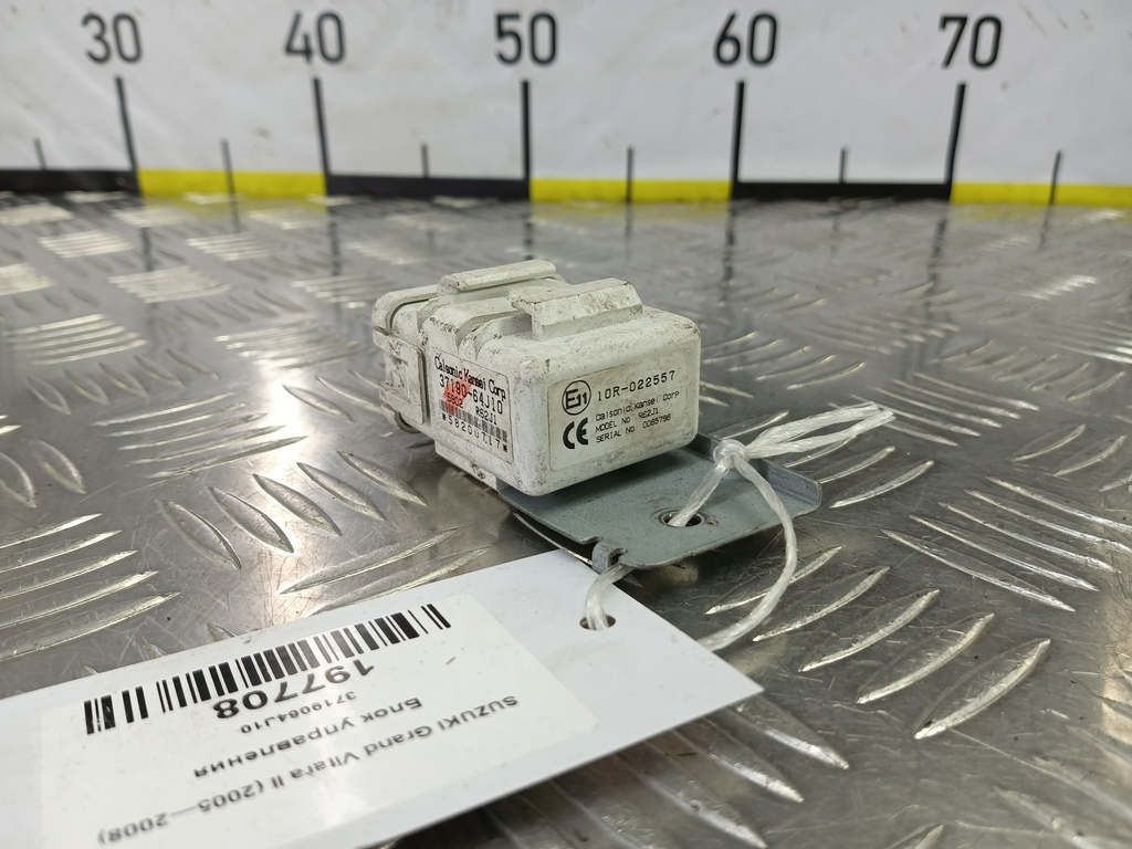 блок управления SUZUKI Grand Vitara  3719064J10, 630 рублей, Москва