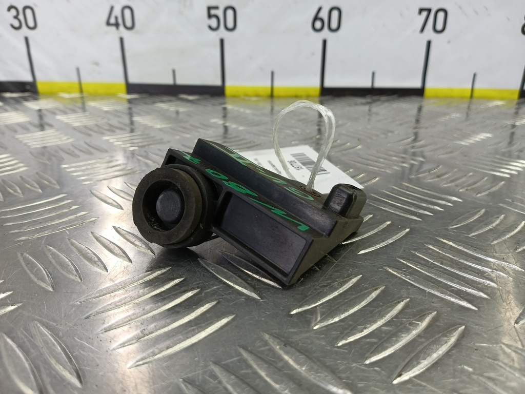 подушка радиатора SUZUKI Grand Vitara 2.0 4WD MT (140 л.с.)Grand Vitara  II (2005—2008) Внедорожник 9539164J10, 520 рублей, Москва