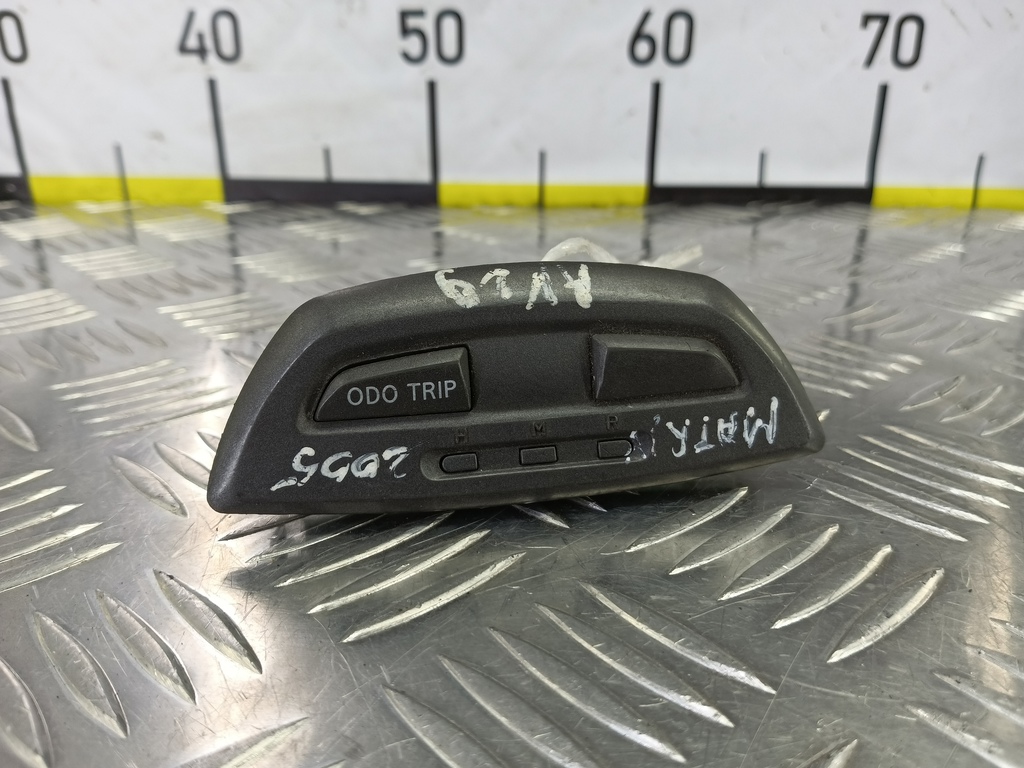 кнопка tip Hyundai MATRIX 1.6 MT (103 л.с.)Matrix  I рестайлинг (2005—2008) Минивэн 9452517000, 630 рублей, Москва