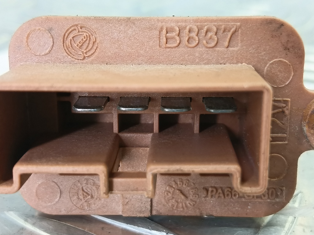 резистор отопителя (ежик) Fiat Doblo 1.4 MT (78 л.с.)Doblo  I рестайлинг (2005—2015) Фургон 46723712, 1210 рублей, Москва