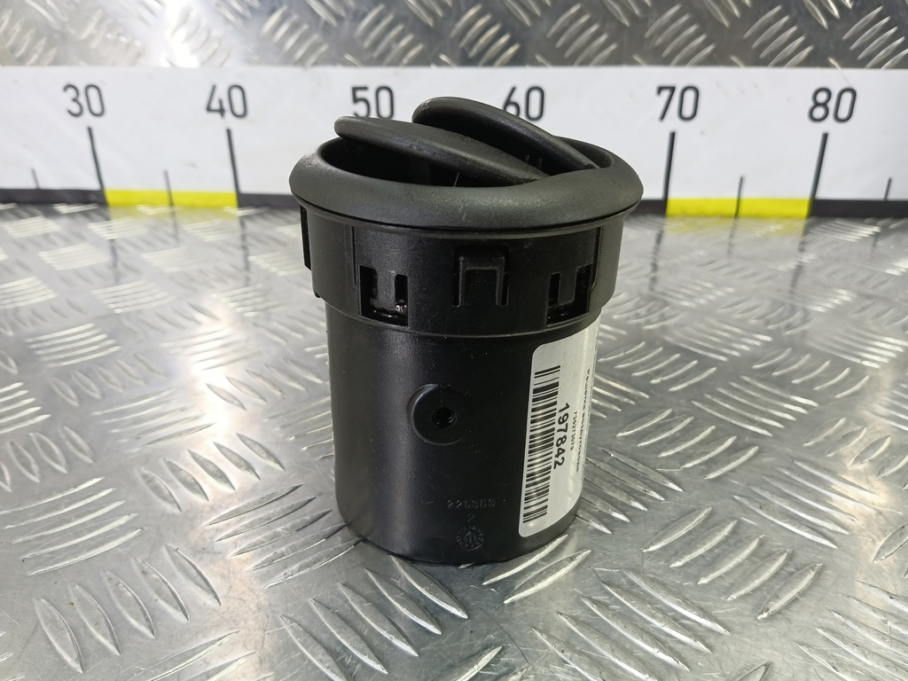 решетка воздуховода Fiat Doblo 1.4 MT (78 л.с.)Doblo  I рестайлинг (2005—2015) Фургон 735273079, 750 рублей, Москва