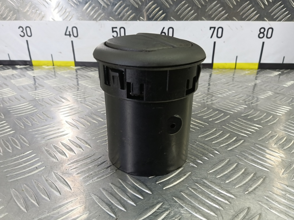 решетка воздуховода Fiat Doblo 1.4 MT (78 л.с.)Doblo  I рестайлинг (2005—2015) Фургон 735322763, 630 рублей, Москва