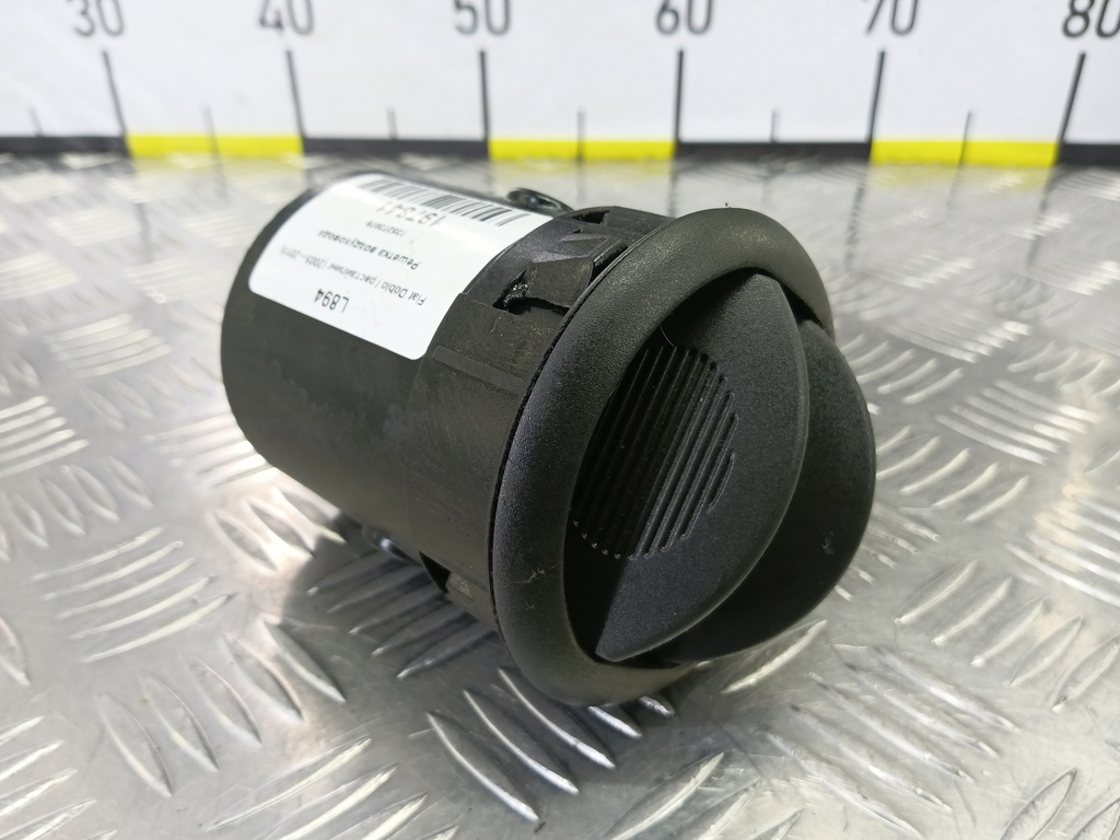 решетка воздуховода Fiat Doblo 1.4 MT (78 л.с.)Doblo  I рестайлинг (2005—2015) Фургон 735273079, 750 рублей, Москва