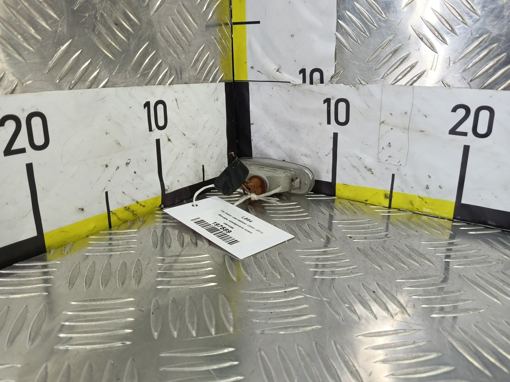 повторитель поворота Fiat Doblo 1.4 MT (78 л.с.)Doblo  I рестайлинг (2005—2015) Фургон 46758821, 630 рублей, Москва