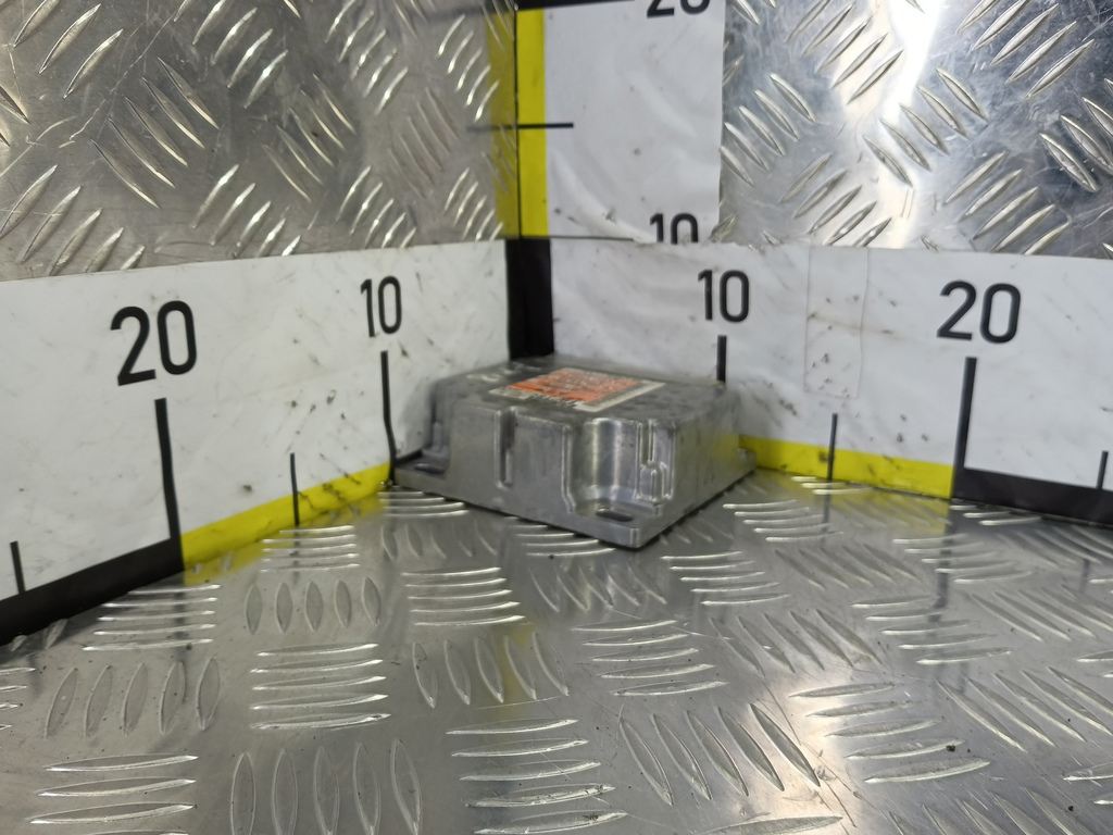 блок управления srs (air bag) SUZUKI Grand Vitara  3891076K30, 1780 рублей, Москва