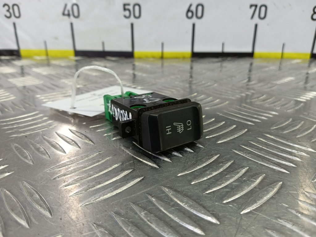 кнопка обогрева сидений HONDA Accord 2.0 AT (155 л.с.)Accord  VII (2002—2006) Седан 35600SEAE01, 520 рублей, Москва